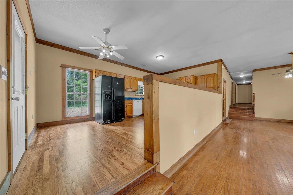 360 Dixon Cove Road Sequatchie TN 37374