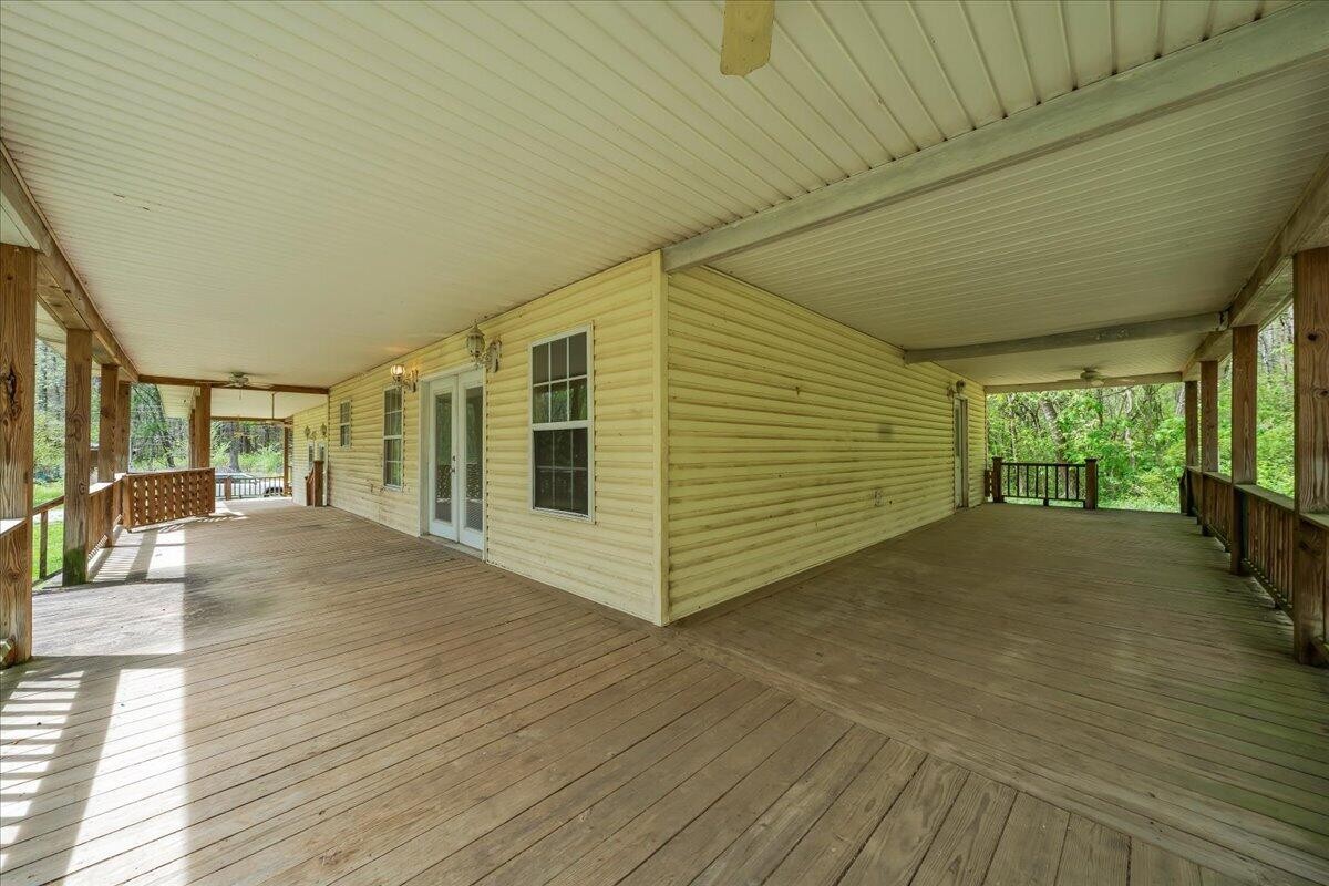 360 Dixon Cove Road Sequatchie TN 37374