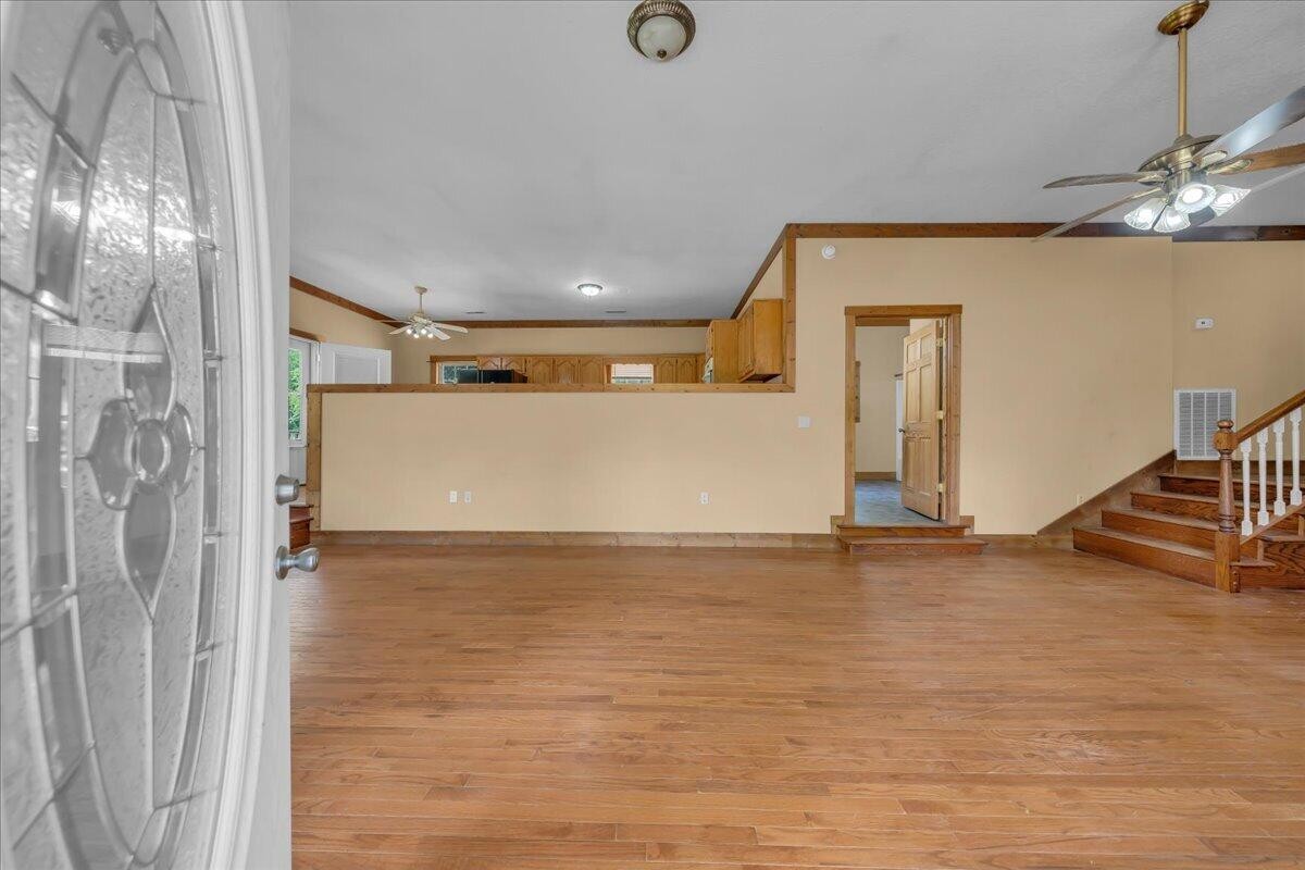 360 Dixon Cove Road Sequatchie TN 37374
