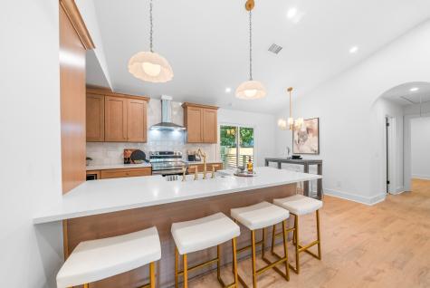 808 Jones Place Nashville TN 37207