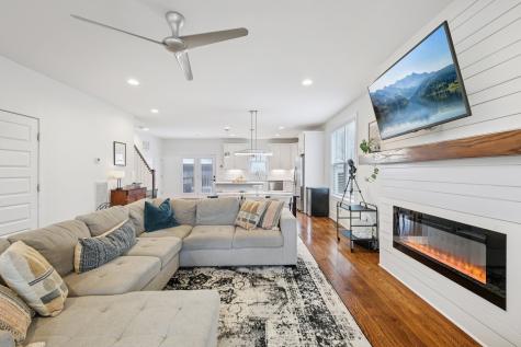 1908 12th Ave, N Nashville TN 37208