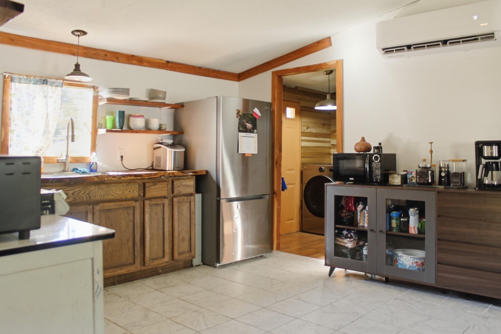 214 S Main Street Byrdstown TN 38549