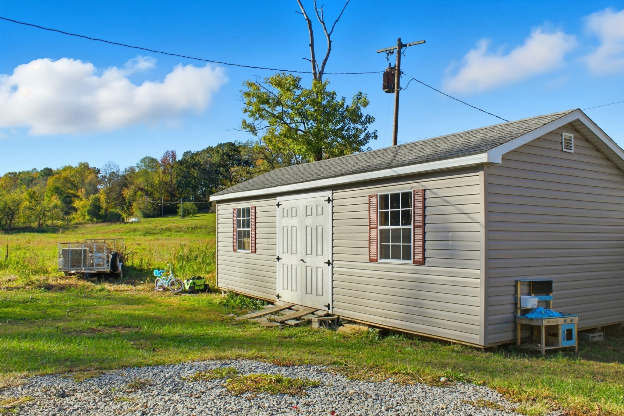 214 S Main Street Byrdstown TN 38549