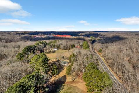 3355 Highway 47 North White Bluff TN 37187