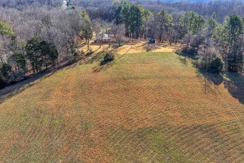 3355 Highway 47 North White Bluff TN 37187