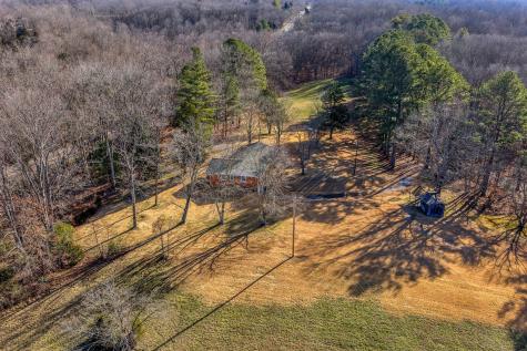 3355 Highway 47 North White Bluff TN 37187