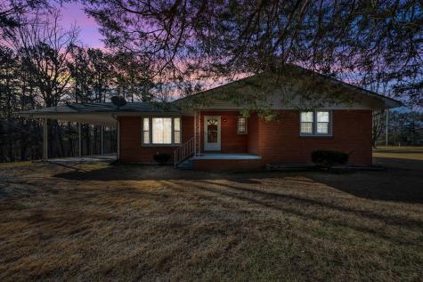 3355 Highway 47 North White Bluff TN 37187