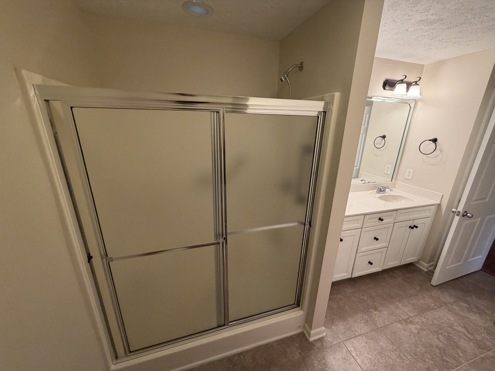 395 Devon Chase Hill Gallatin TN 37066