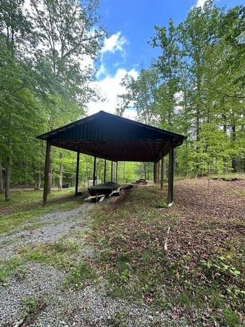 142 Cole Road Deer Lodge TN 37726