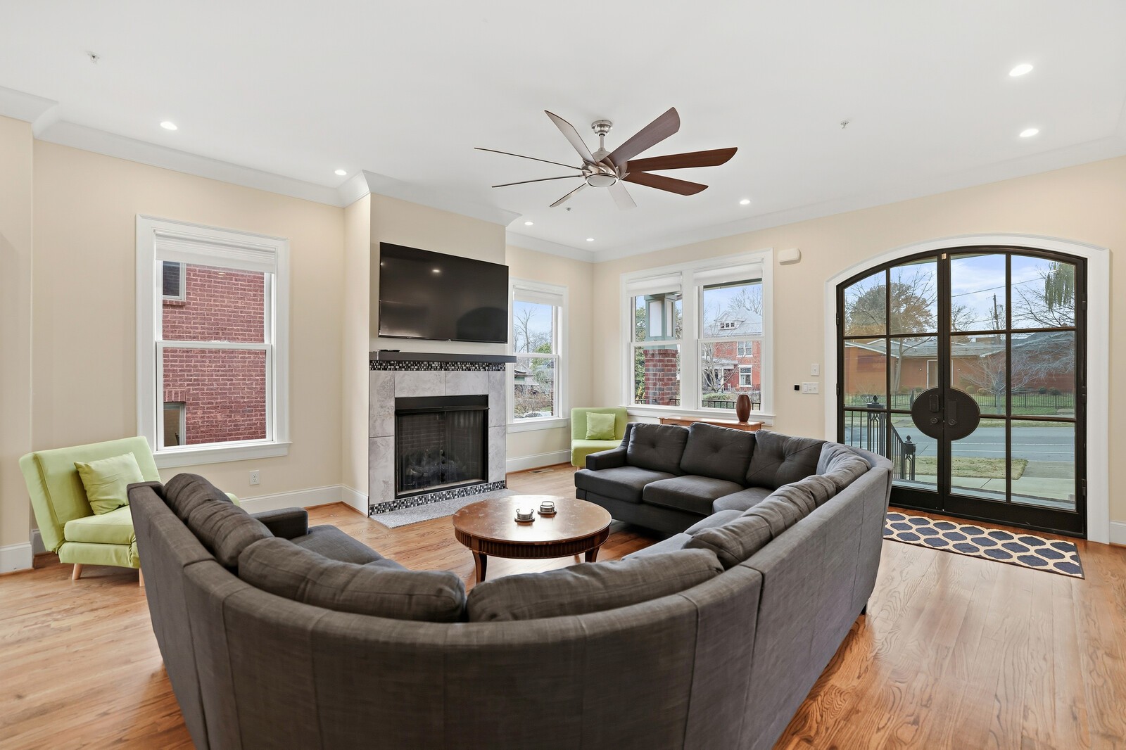 816 Shelby Avenue Nashville TN 37206
