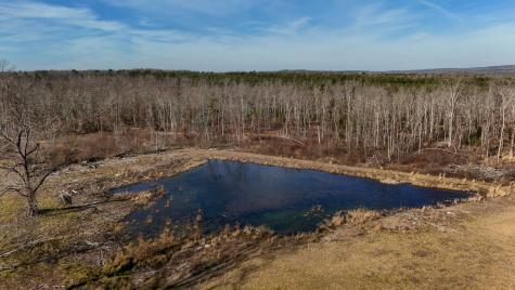 711 Lick Point Road Sequatchie TN 37374