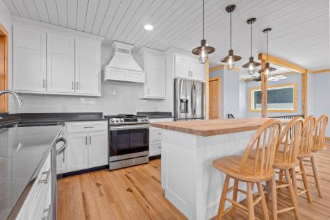 711 Lick Point Road Sequatchie TN 37374