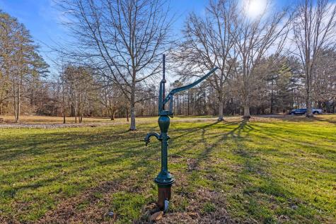 711 Lick Point Road Sequatchie TN 37374