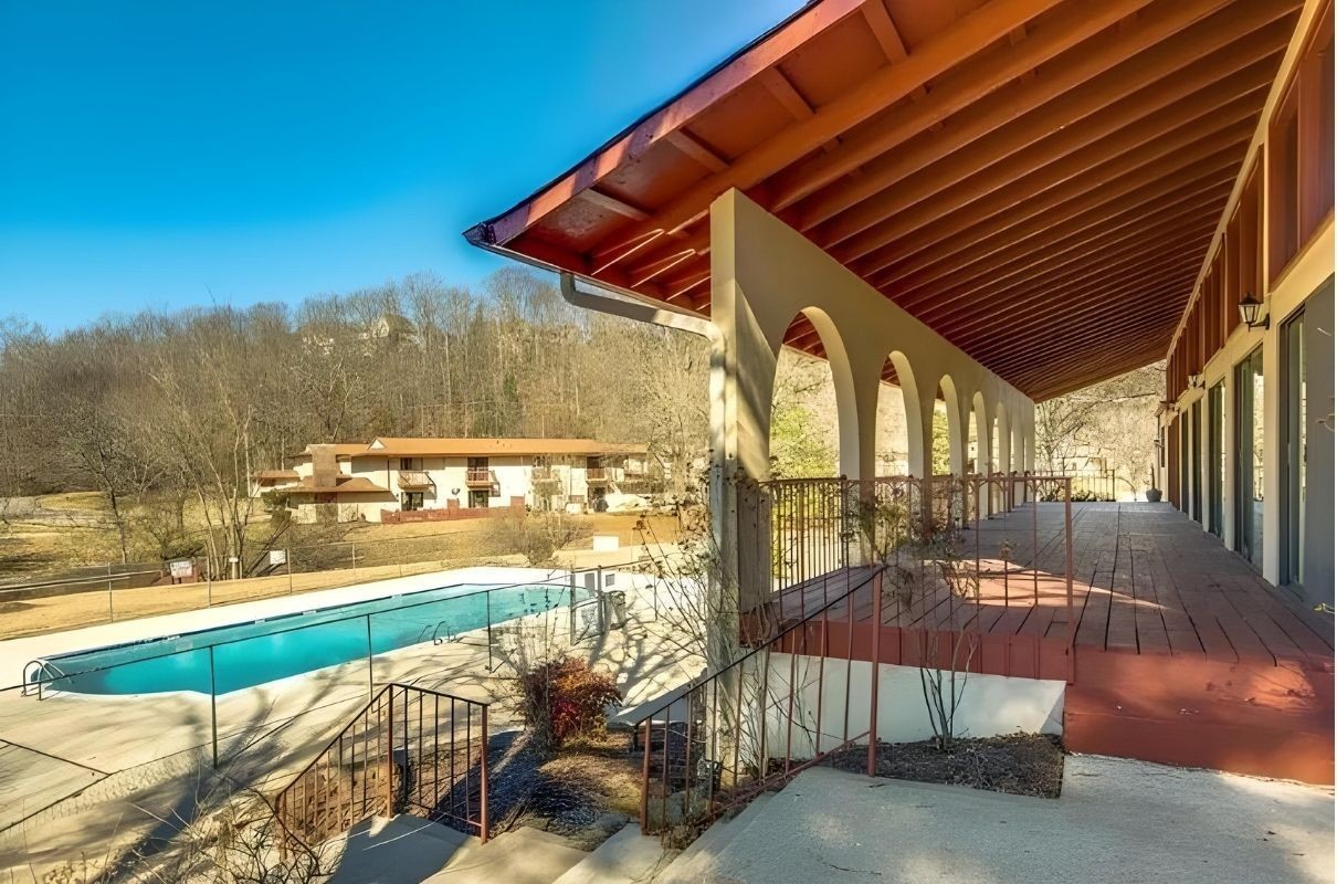 214 Old Hickory Boulevard Nashville TN 37221
