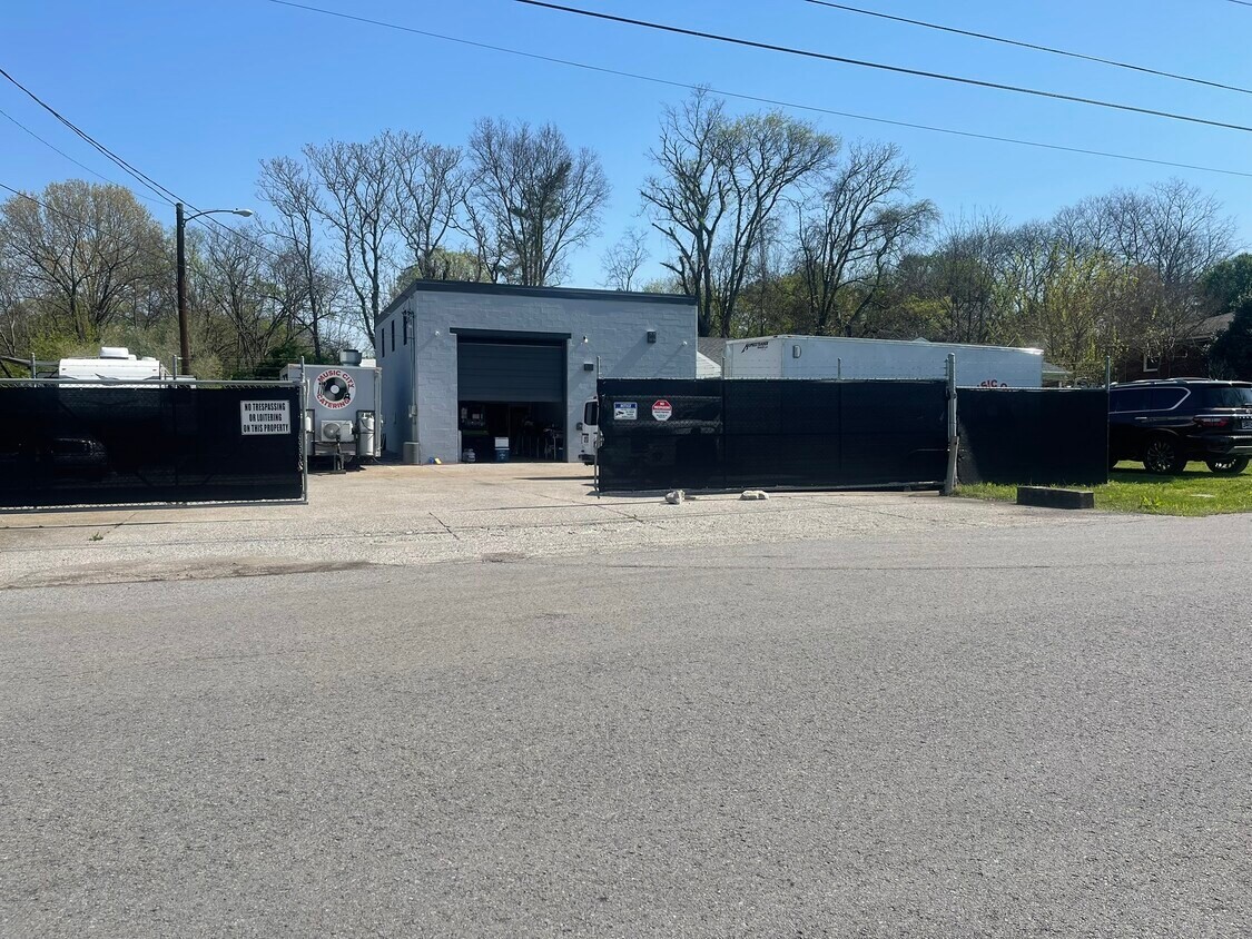 Nashville TN, 103 Donald Street
