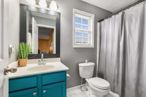 65 Woods Edge Court Manchester TN 37355