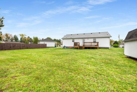 65 Woods Edge Court Manchester TN 37355