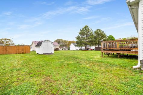 65 Woods Edge Court Manchester TN 37355
