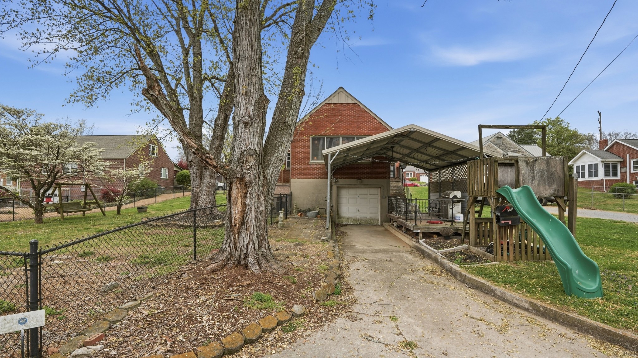 505 4th Avenue Fayetteville TN 37334