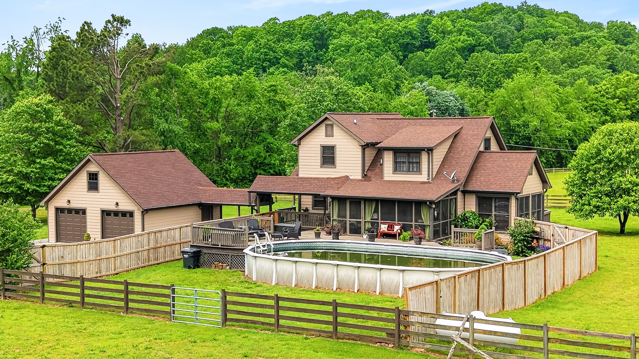 426 Watt Nolen Road Cottontown TN 37048