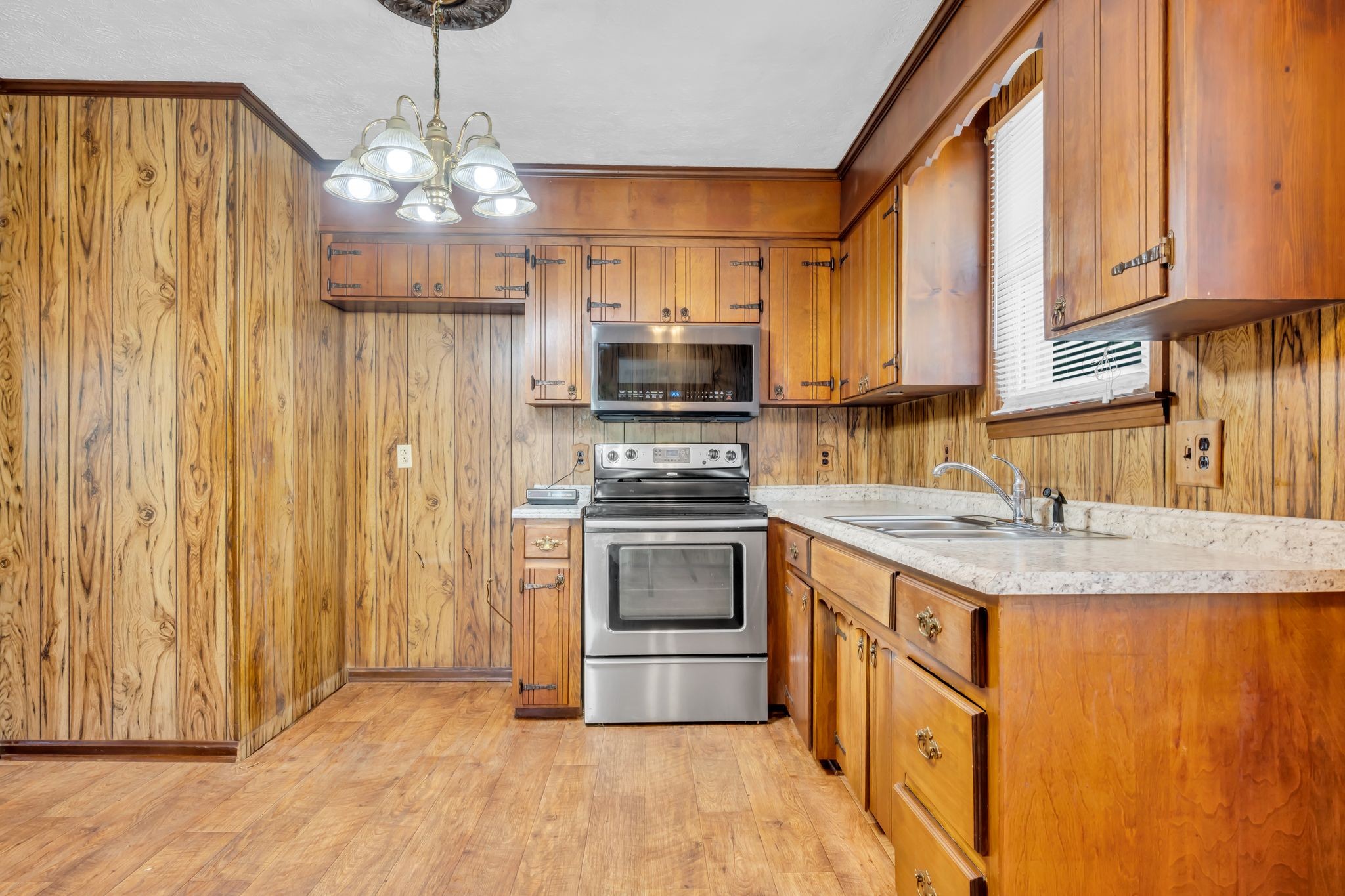 125 Lynn Lane Charlotte TN 37036