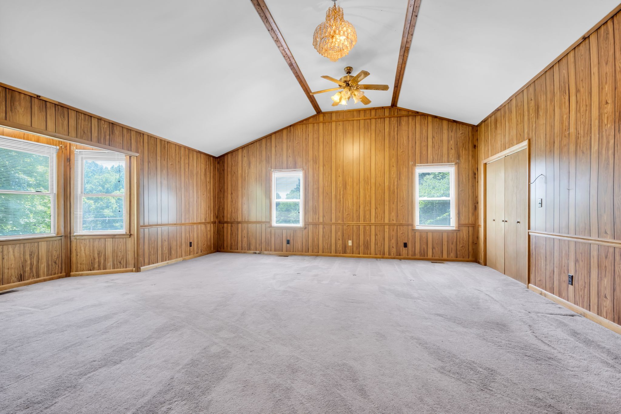 125 Lynn Lane Charlotte TN 37036