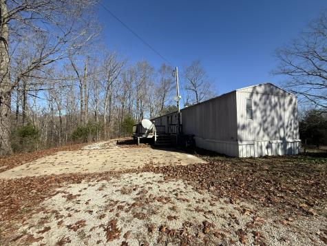 4856 Highway 13 S Linden TN 37096
