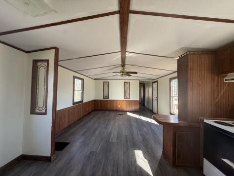 4856 Highway 13 S Linden TN 37096