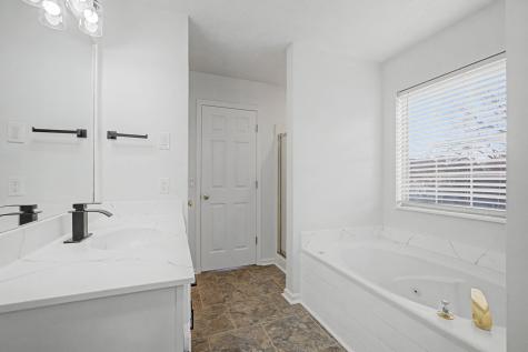 121 Rose Garden Lane Goodlettsville TN 37072