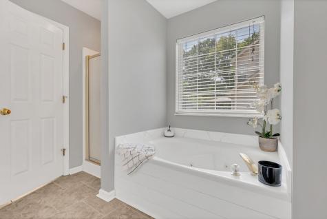 121 Rose Garden Lane Goodlettsville TN 37072