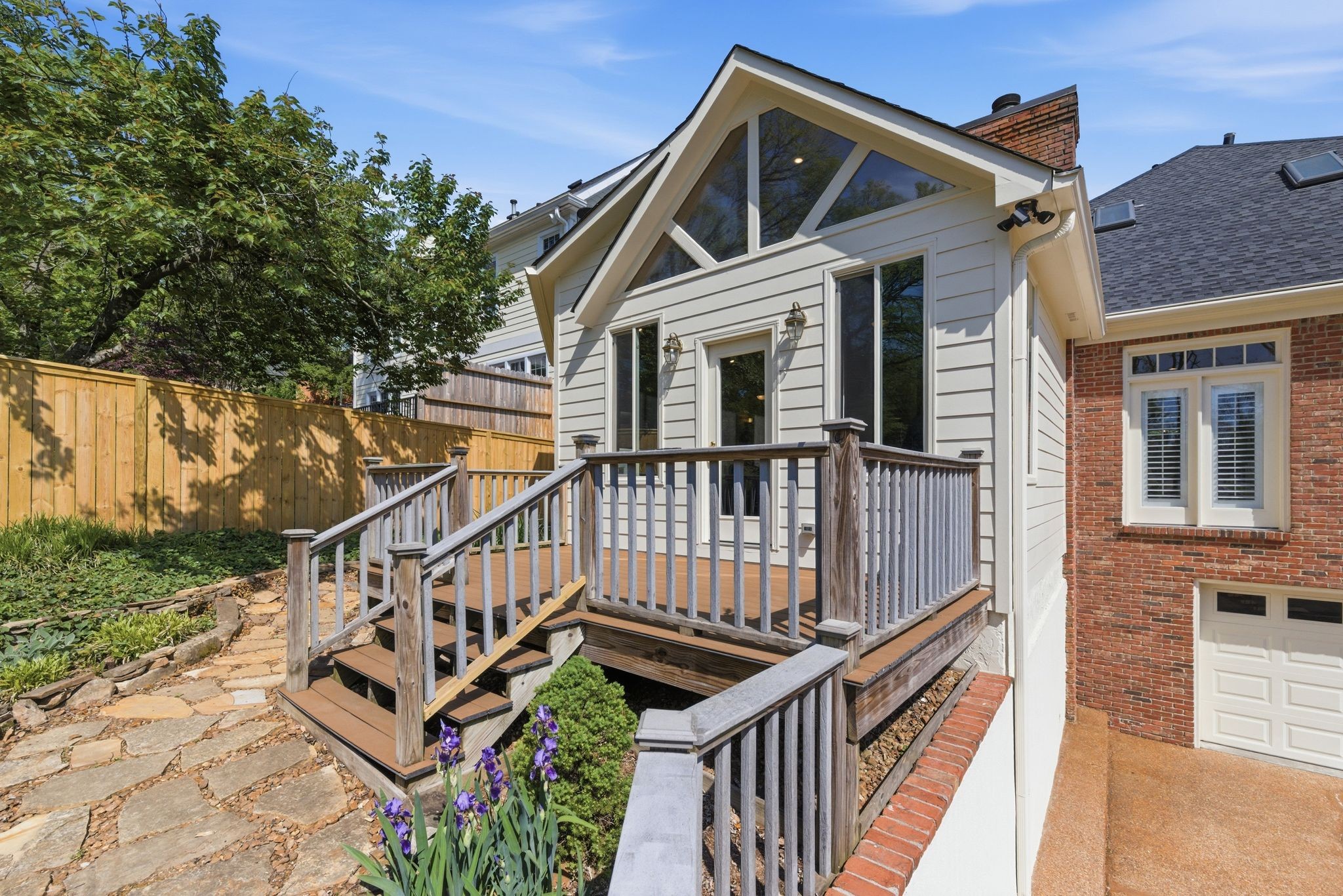 236 Burlington Place Nashville TN 37215