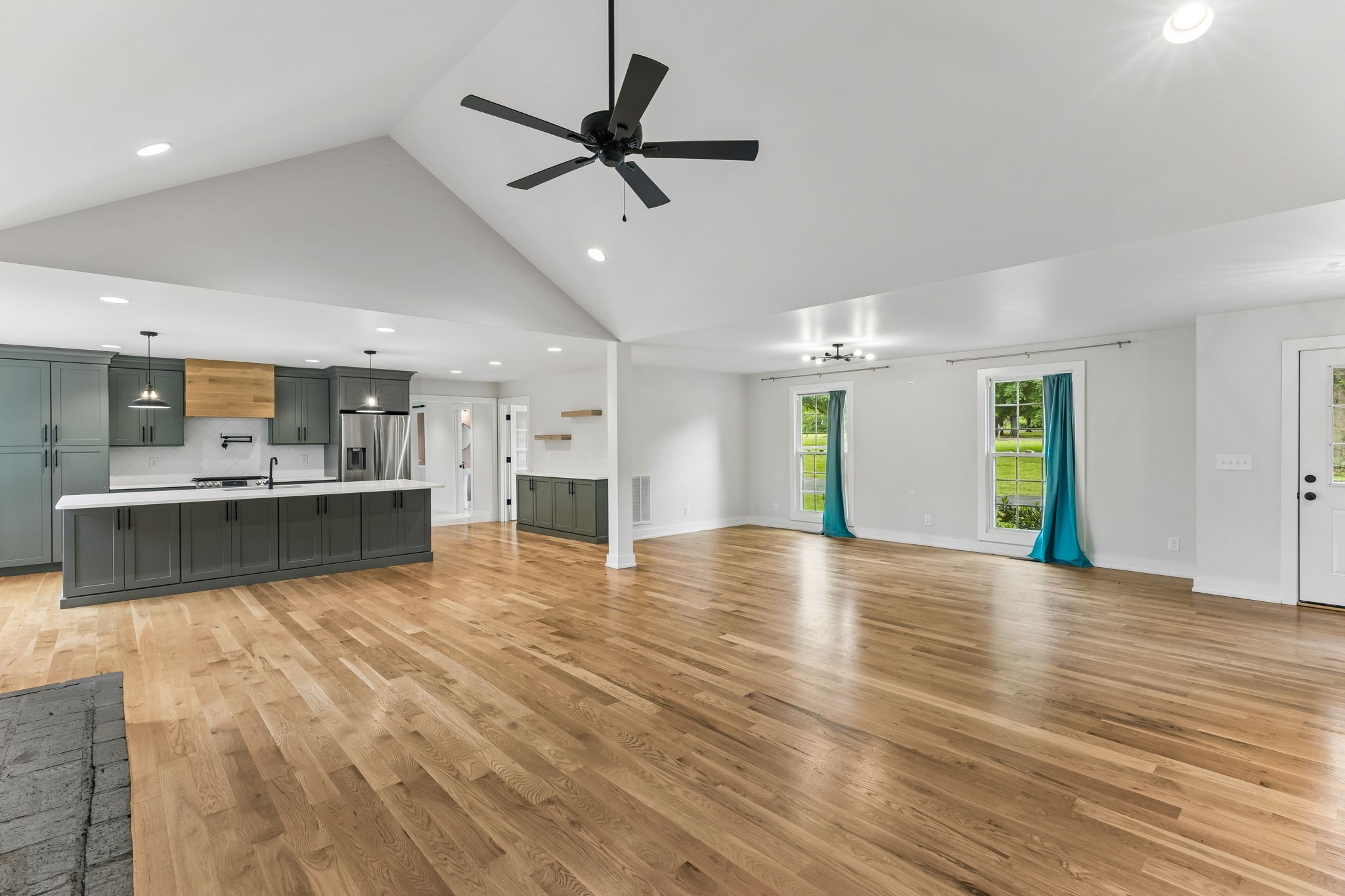 1701 Logan Drive Columbia TN 38401