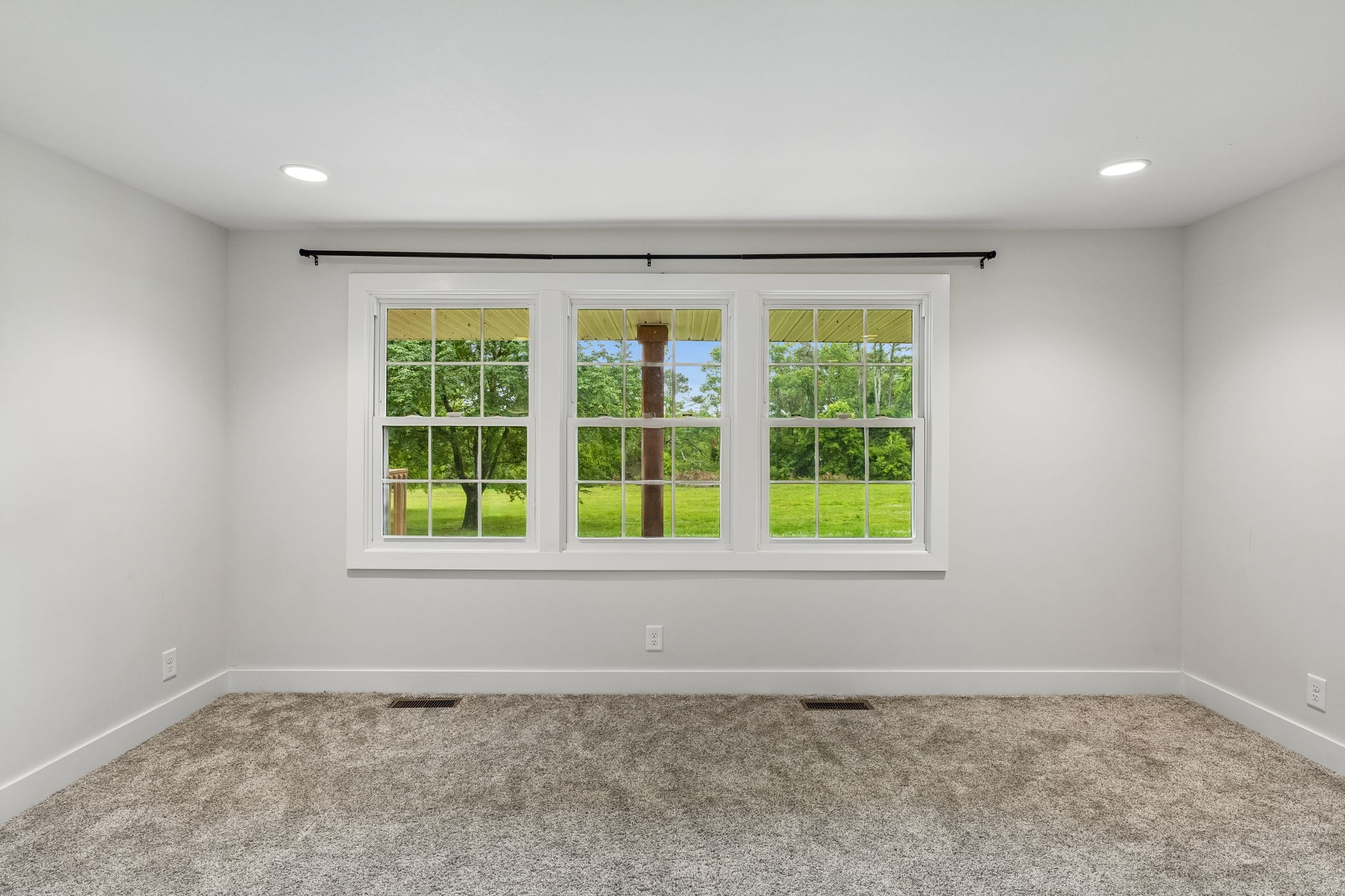 1701 Logan Drive Columbia TN 38401