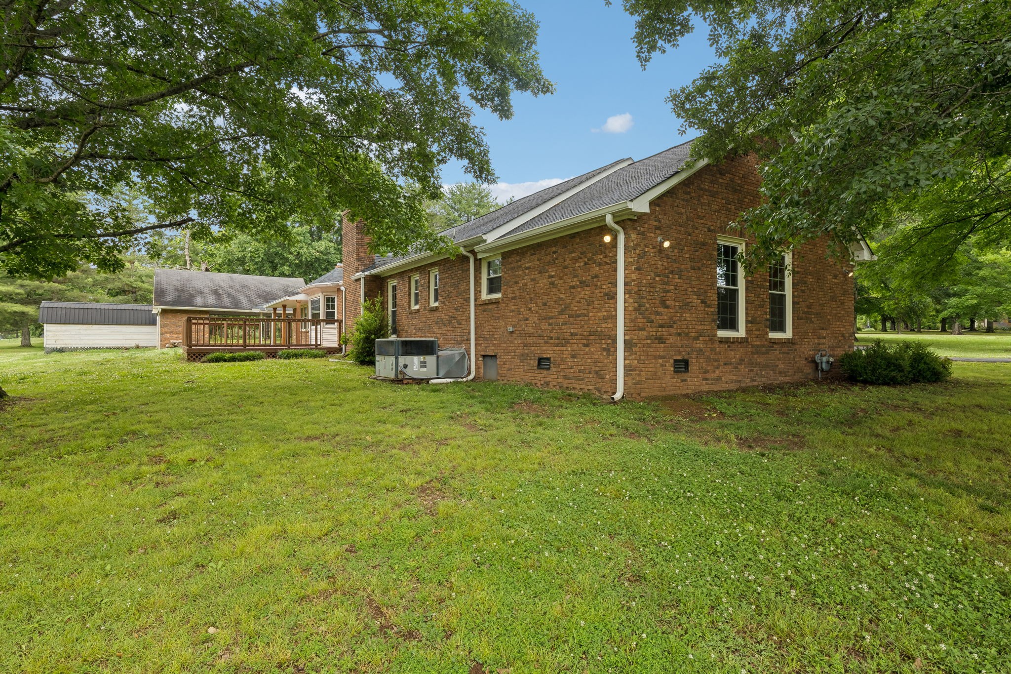 1701 Logan Drive Columbia TN 38401