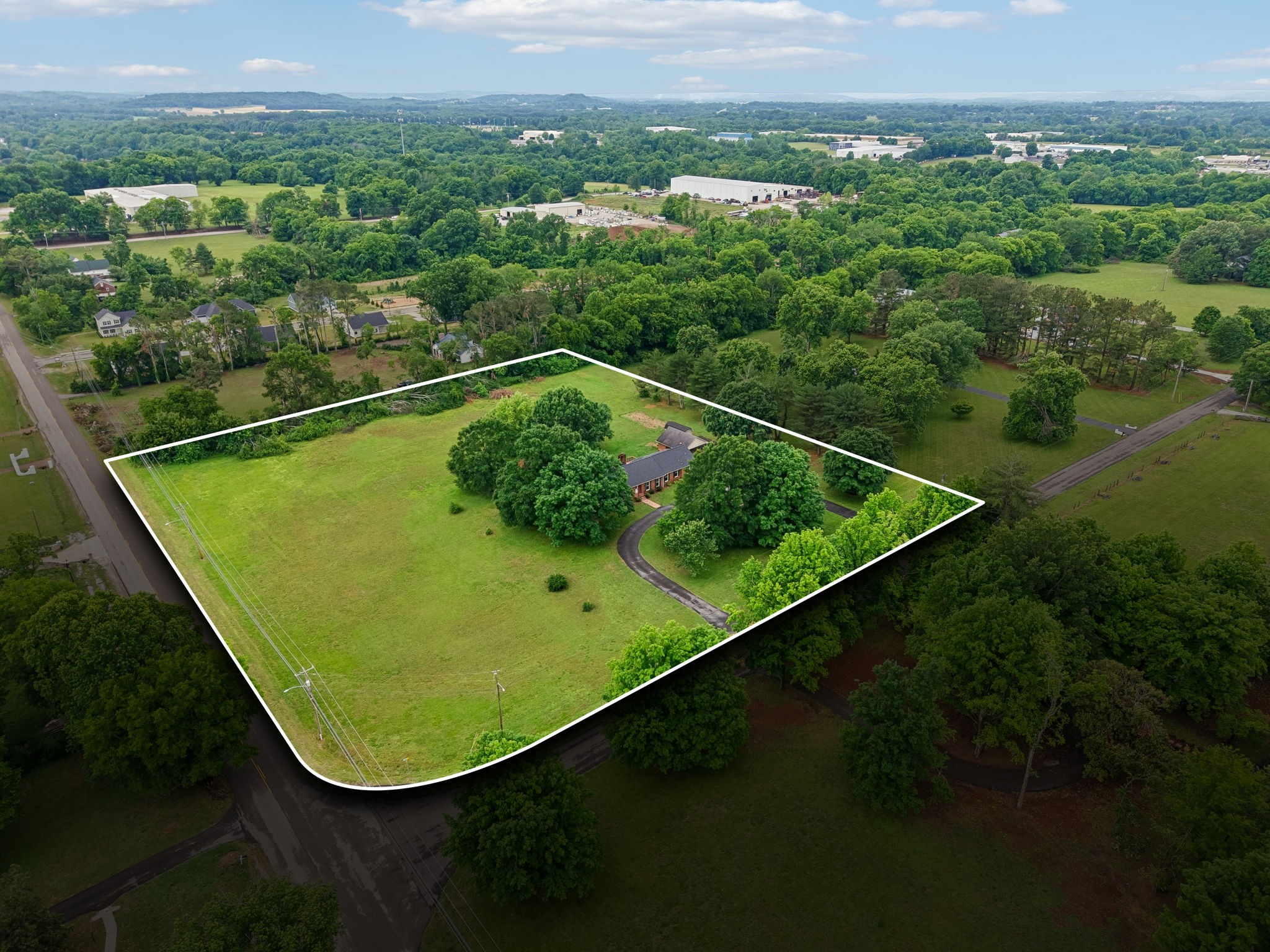 1701 Logan Drive Columbia TN 38401
