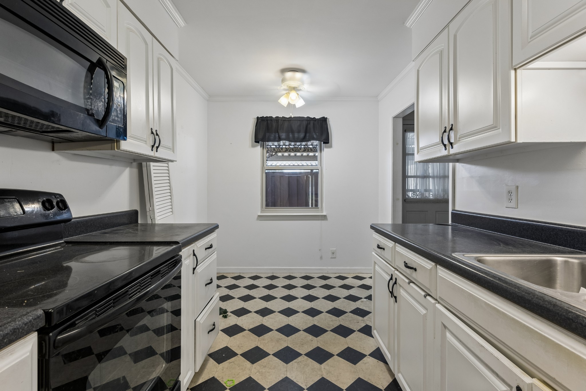 961 Todd Preis Drive Nashville TN 37221