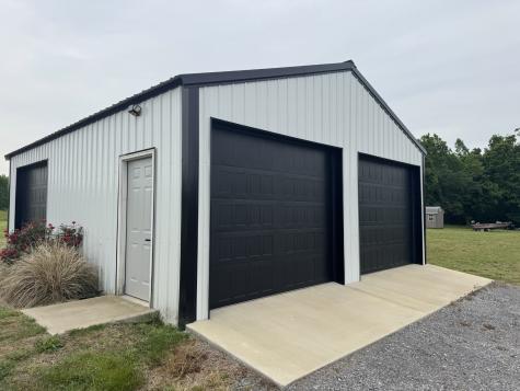 8111 Hoskins Hollow Road Westmoreland TN 37186