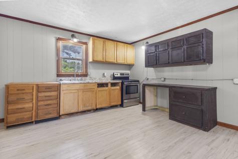 1809 Herschal Lyles Road Westmoreland TN 37186