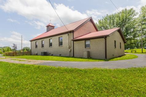 1809 Herschal Lyles Road Westmoreland TN 37186
