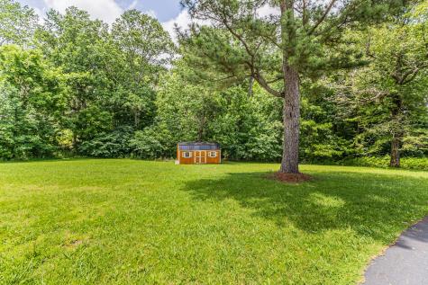 1809 Herschal Lyles Road Westmoreland TN 37186
