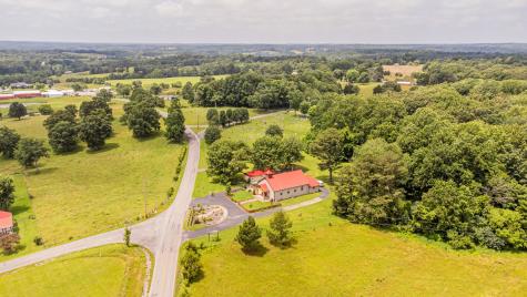 1809 Herschal Lyles Road Westmoreland TN 37186