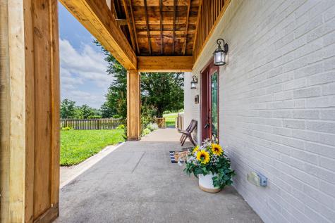 1809 Herschal Lyles Road Westmoreland TN 37186