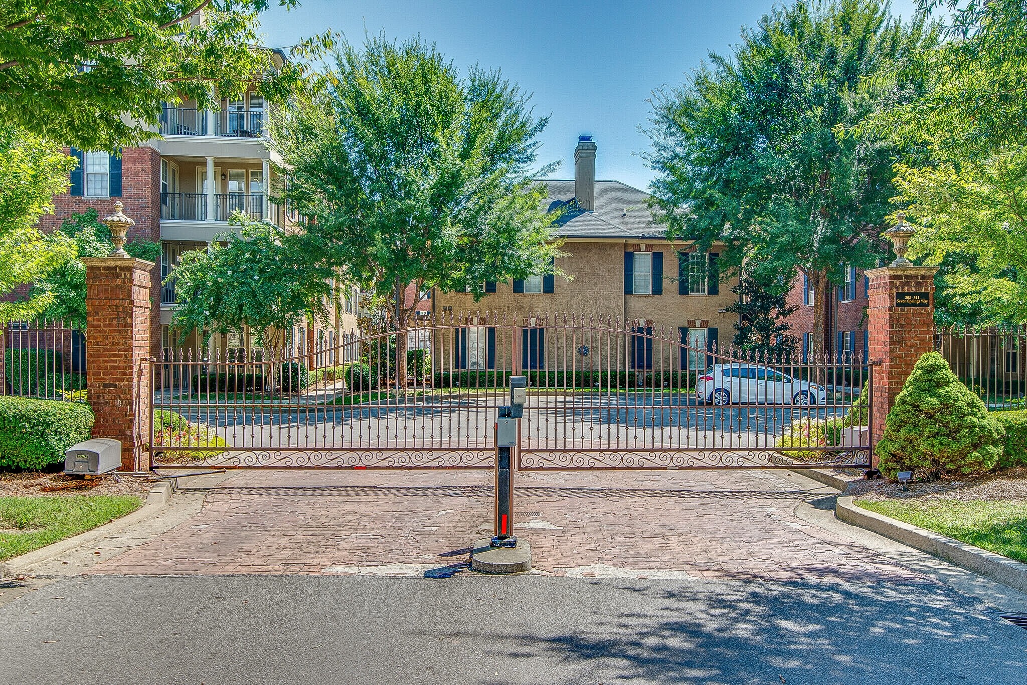 305 Seven Springs Way Brentwood TN 37027