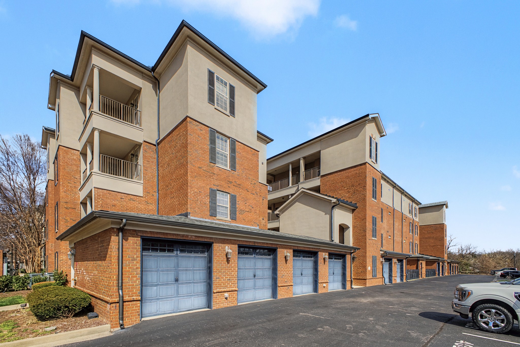 305 Seven Springs Way Brentwood TN 37027