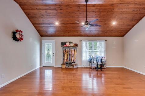 184 Buncombe Road Belvidere TN 37306