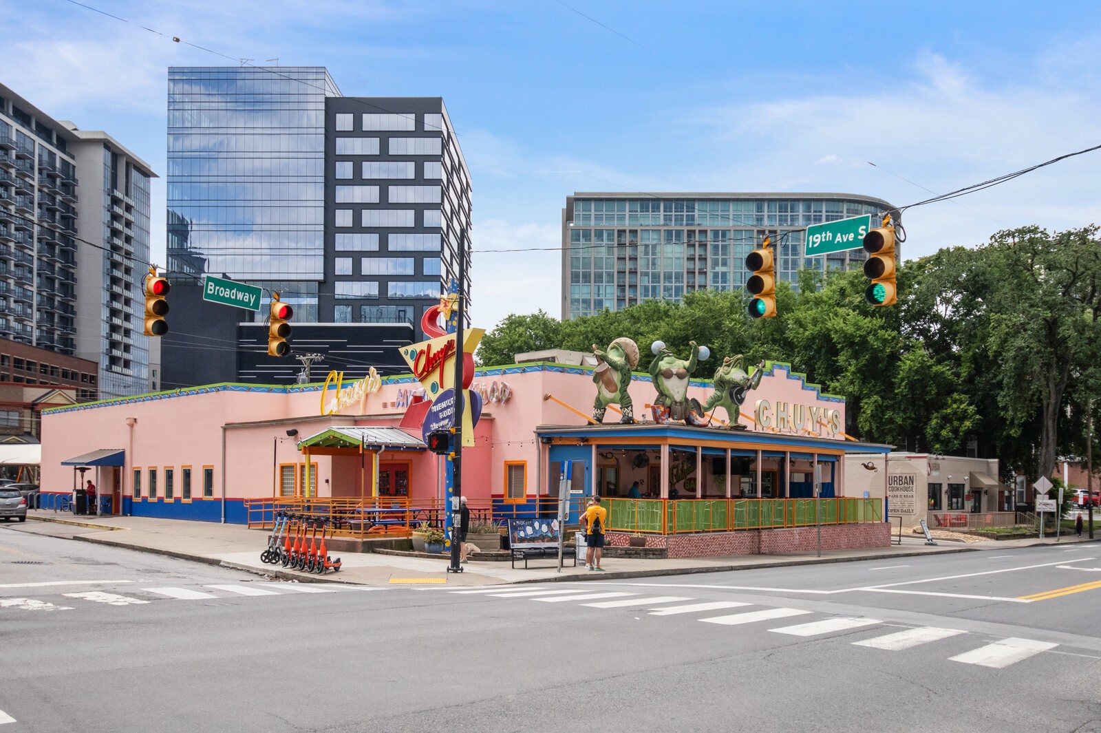 1803 Broadway Nashville TN 37203