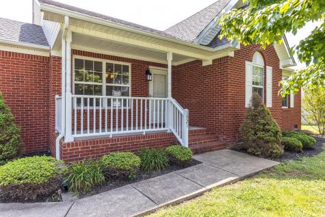 1921 Spears Lane Columbia TN 38401