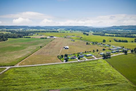 15385 Old Kentucky Road Sparta TN 38583