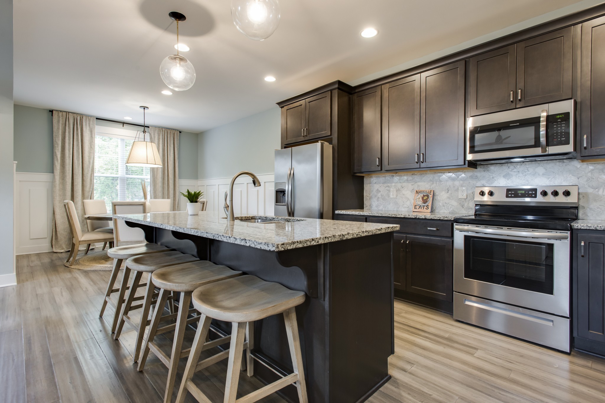 2221 24th Ave, N Nashville TN 37208