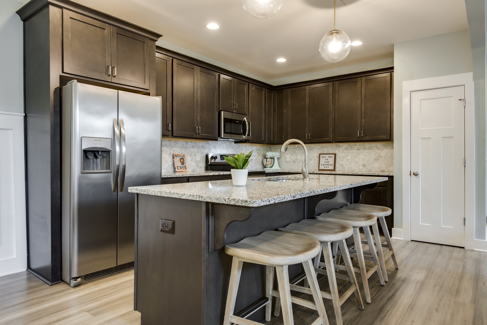2221 24th Ave, N Nashville TN 37208